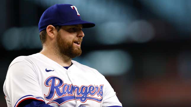Image for article titled Rangers&#39; Pitcher on Being Married to a Doctor: &#39;She Loves How Dumb I Am&#39;